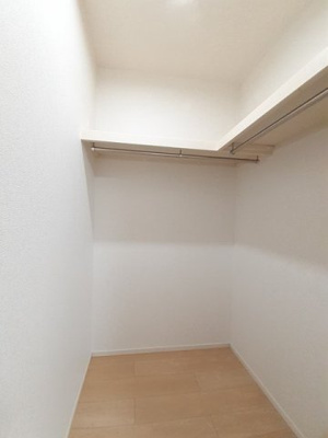 【収納】 | ローレル