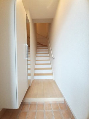 【玄関】 | ローレル