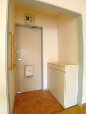 【玄関】 | ビューラ東新Ａ