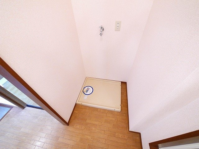 ユーエムアイリスコートの設備|室内洗濯機置き場