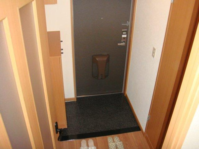 【玄関】 | ティアラＡ | 玄関