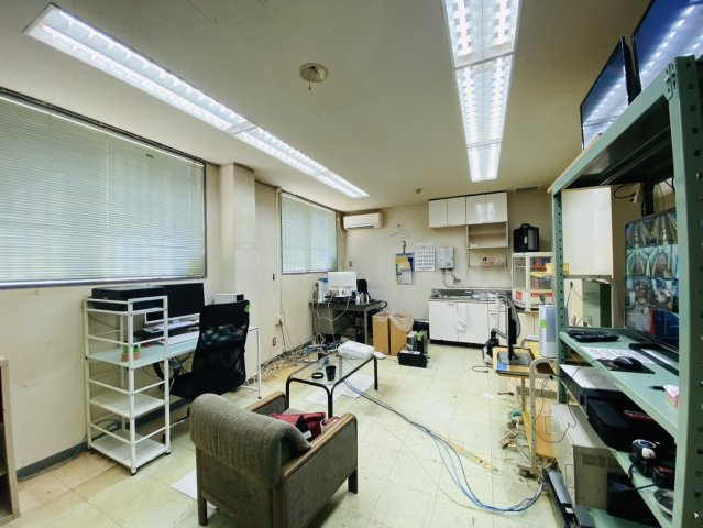 岐阜県中津川市福岡　パチンコ店跡のその他|カウンター裏 事務所部分