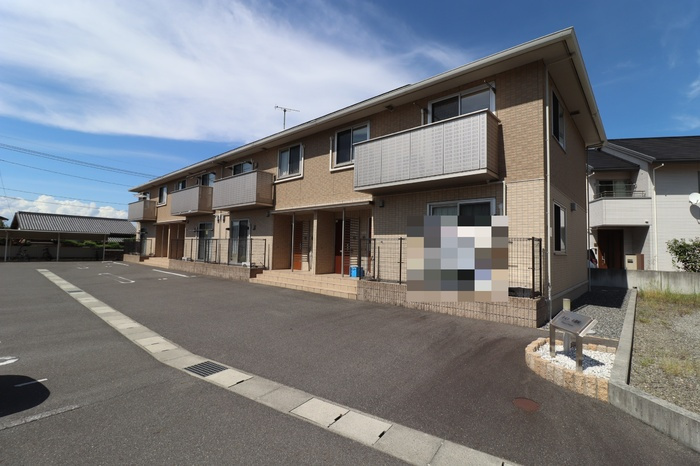 ルミエール灘崎の外観