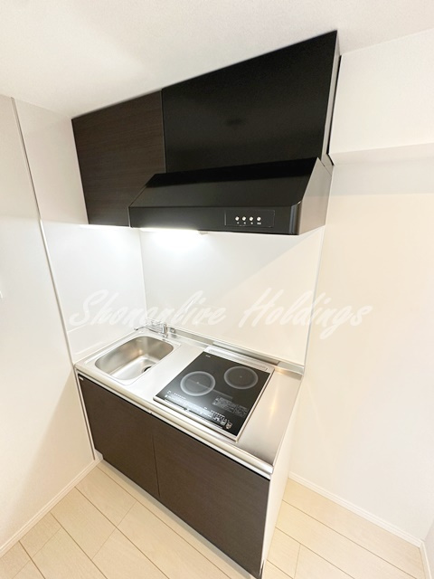 ベイルーム横須賀中央Ⅱのキッチン|IHクッキングヒーターで掃除も楽チン♪