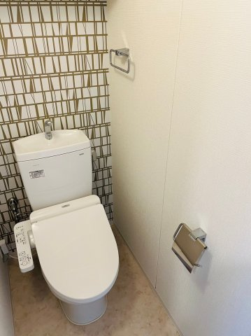 仲介手数料0円！！エスリード名古屋東別院のトイレ