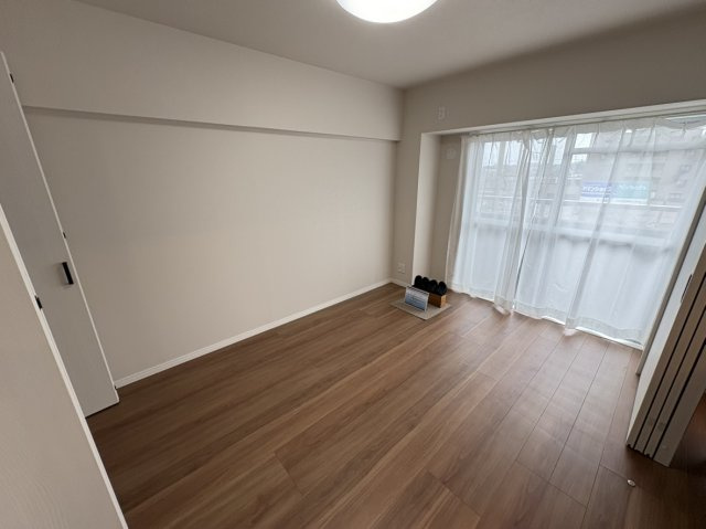 【洋室】横須賀西住宅 