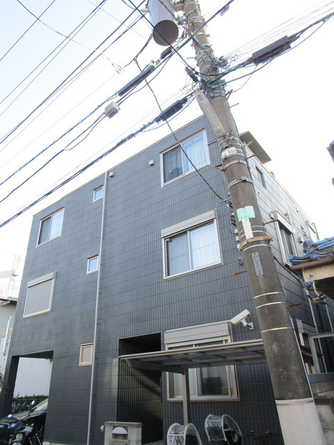 シュヴァルツ・ハウスの外観|地震に強い旭化成へーベルメゾン！