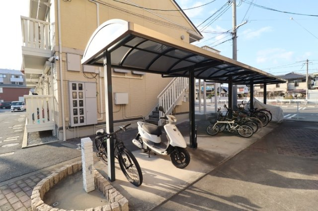 グランドソレイユ　B棟