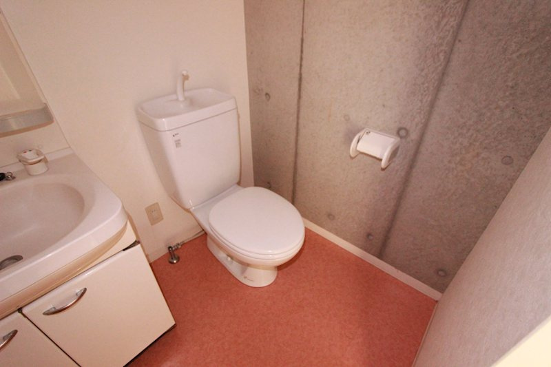 アーバン・ビルドⅠのトイレ