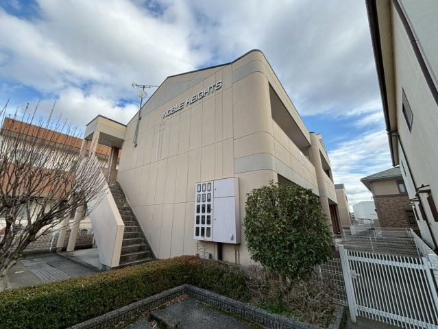 ノーブルハイツの外観