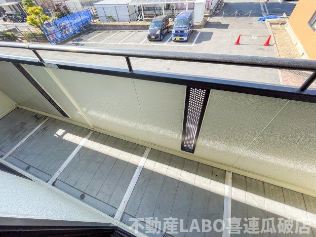 ニューリバーサイド八尾南Ｄ のバルコニー