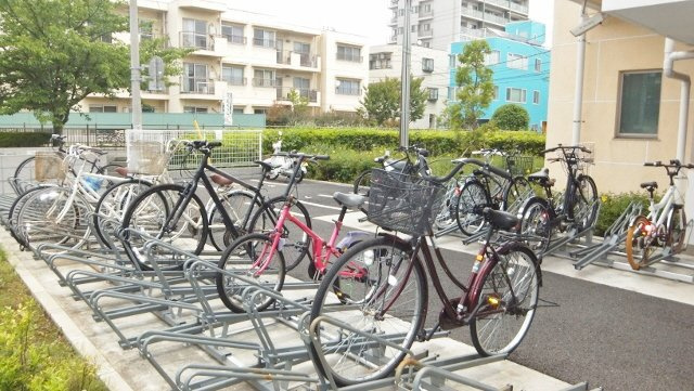 Ｌｏ・ｈｏｕｓｅ Ｓｔｙｌｅ（ロ・ハウススタイル）のその他共用部分|駐輪場（別部屋の写真）