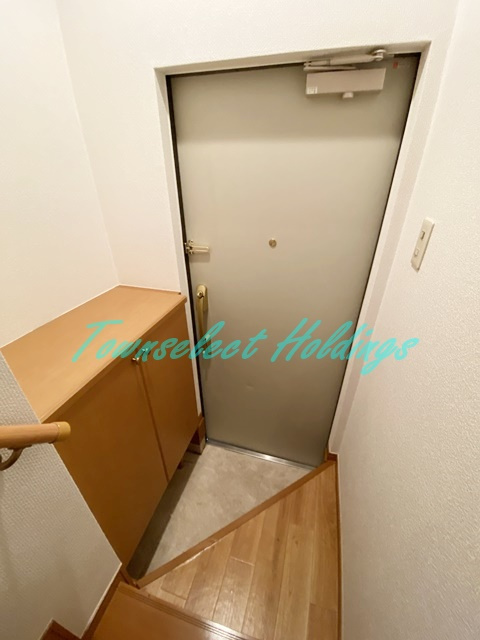 セーヌ藤が岡の玄関