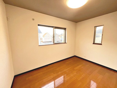 【洋室】 | 東山　中古一戸建 | 親切・丁寧を心がけ、お客様目線で物件探しのお手伝いをさせて頂きます♪お気軽にお問い合わせください！