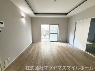 【居間・リビング】 | 大東市浜町戸建