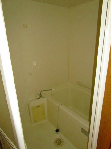 ベルフォーレ植木野 の浴室