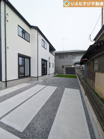 GRAFARE　行田市桜町の庭|ガーデニングが楽しめそう
季節の草花で彩りを！ガーデニングで緑あふれる景色を作るのも楽しみ♪