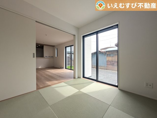GRAFARE　行田市桜町の和室|すぐ横になれる和室は、みんながほっと一息つける空間
ちょっとした休憩や来客時、お子様のお世話にも大活躍しそうですね♪