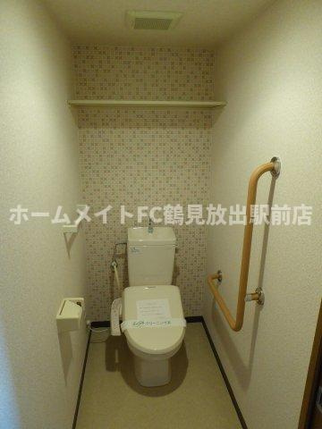 大阪市城東区新喜多東２丁目の賃貸マンションのトイレ