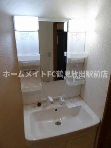 大阪市城東区新喜多東２丁目の賃貸マンションの独立洗面台