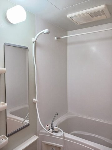 ウルム弥生の浴室