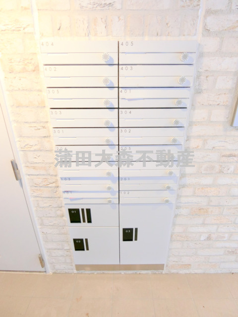 ハーモニーグラシア蒲田@仲介手数料最大無料のエントランス|メールボックス　宅配ボックス