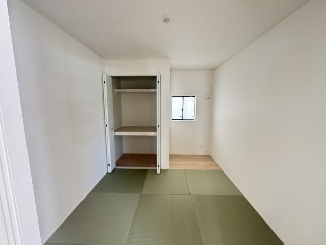 糸満市喜屋武　第6（全3棟）2・3号棟の和室|3号棟　和室5.2帖＋収納付き♪