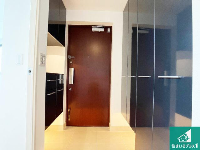 レピア垂水五色山の玄関|シューズボックスにはたくさんの靴が収納できるので玄関周りはいつもスッキリ！ご家族が増えても安心！