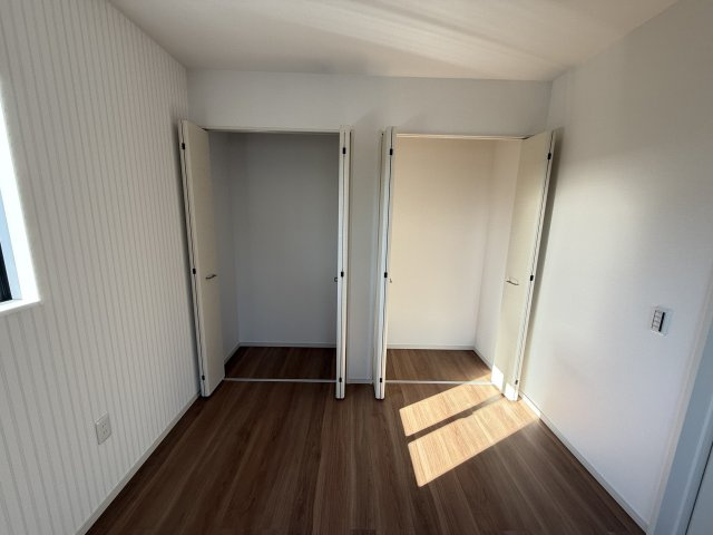 アーバンスタイル前橋市北代田町1期　3号棟の収納|２階洋室4：収納です