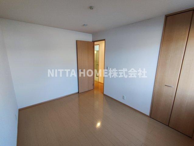 グランモアⅡの洋室|寝室スペースにもぴったりですね！