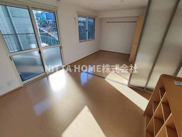 グランモアⅡの居間・リビング|リビング９帖★全室フローリングの室内です＊