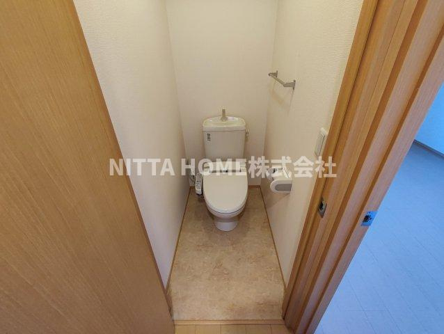 グランモアⅡのトイレ|温水洗浄便座のトイレです◎