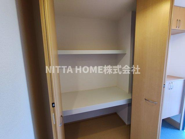 グランモアⅡの収納|各洋室にクローゼットが付いています◆