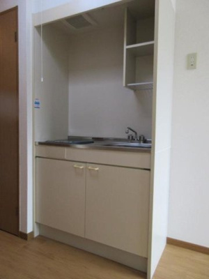 【キッチン】 | 明山 | お料理しやすいキッチンです