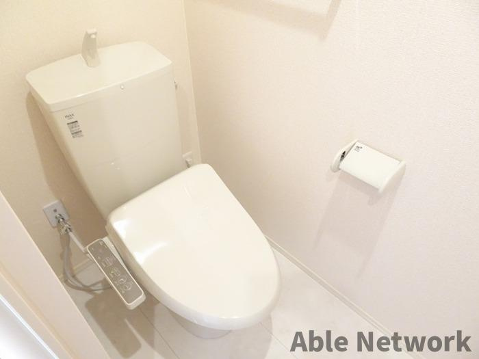 ロマージュ神栖のトイレ|温水洗浄暖房便座付き