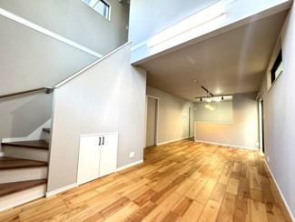 【居間・リビング】 | 小山下内河原町貸家