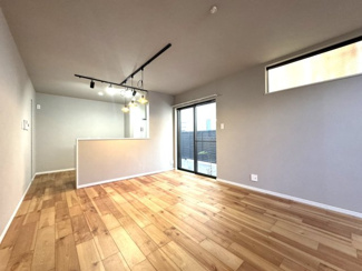 【居間・リビング】 | 小山下内河原町貸家