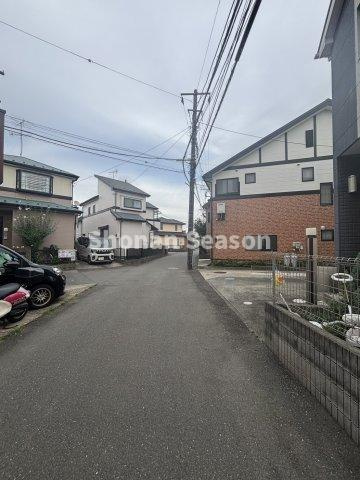 【現地画像あり】厚木市戸室５期　全２棟　2号棟の周辺|小田急線「本厚木」駅徒歩１３分の好立地◎
教育・買物利便性の良さはもちろん、駅の喧騒から少し離れた住み心地も快適なお住まいです。
