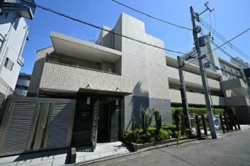 【外観】 | ヴィスタガーデン西荻窪 | 鉄筋コンクリート造のマンション。