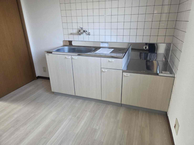 【キッチン】 | コーポ日浅7 | キッチンでお料理をお楽しみください