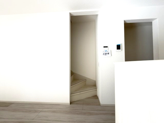 アーバンスタイル前橋市北代田町1期　1号棟のその他共用部分|人気のリビング階段です。自然とご家族で顔を合わせる機会が増えますよ♪