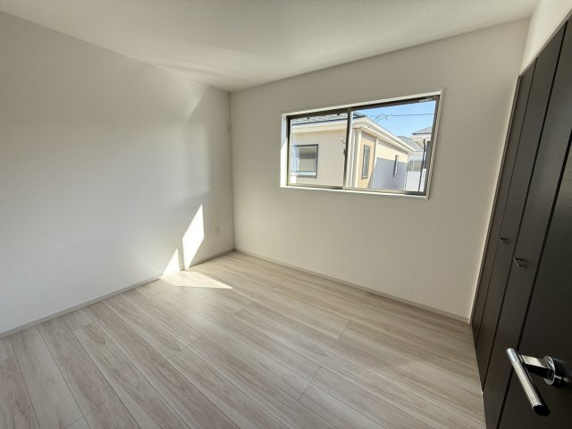 アーバンスタイル前橋市北代田町1期　1号棟の洋室|２階洋室３です