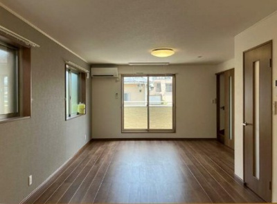 【洋室】 | La Re sidence Chic