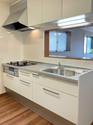 【キッチン】 | La Re sidence Chic | システムキッチン。