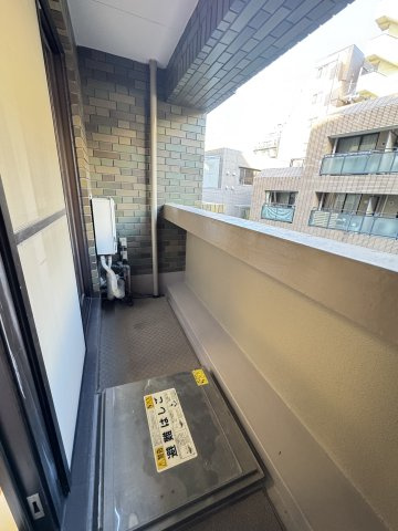 ウィスタリア元麻布のバルコニー