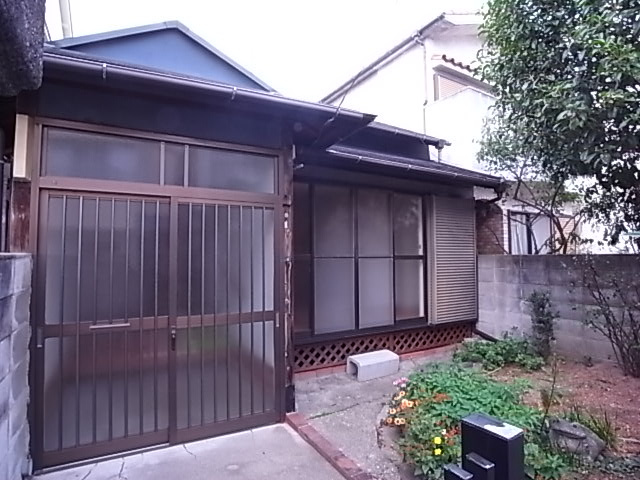 清水通貸家の外観