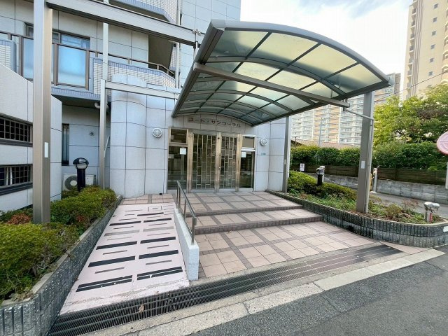 コートサンコーラルのエントランス