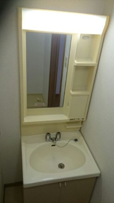 【洗面所】 | ハーモニー高岡Ⅰ | ゆったりとスペースのある洗面所