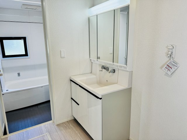 八王子市　北野町　新築一戸建て　６期の脱衣所|～ゆとりある広さの脱衣所～