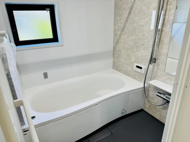 八王子市　北野町　新築一戸建て　６期の浴室|～のびのびくつろげるバスルーム　１日の締めくくりに癒やしのバスタイムを～